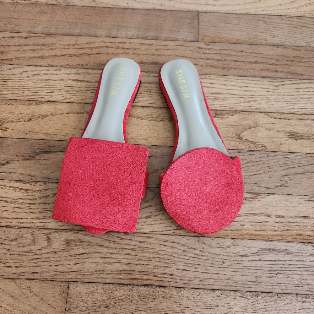 Womens SHE&IN Sandals Size 37 (6.5)